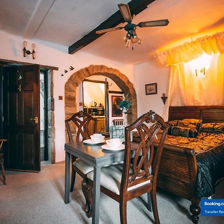 The Rookery Nook And Bronte Parsonage - Haworth Apartman Kültér fotó